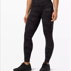 Wunder Train High-Rise Tight 25